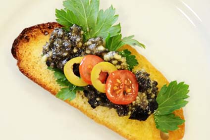 crostini-oliventapenade4.jpg_1